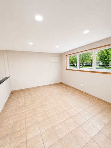 1551 N 43rd Avenue, Stone Park, IL 60165
