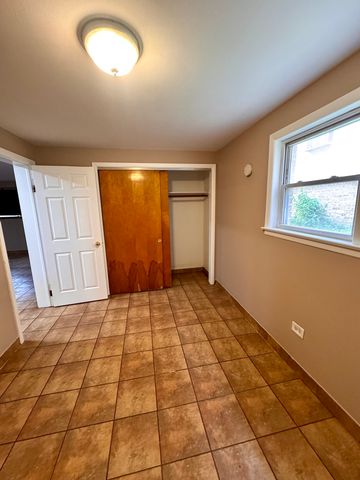 1551 N 43rd Avenue, Stone Park, IL 60165