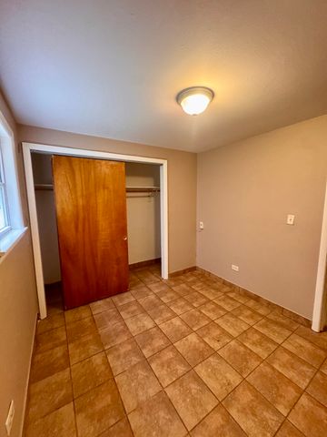 1551 N 43rd Avenue, Stone Park, IL 60165