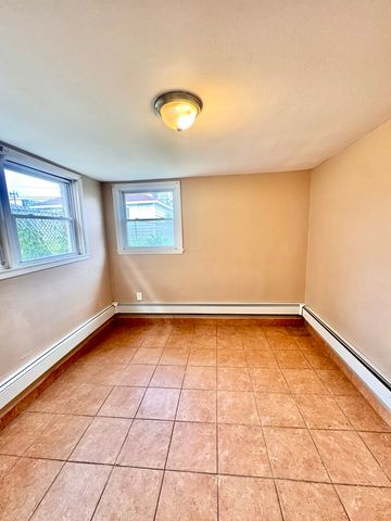 1551 N 43rd Avenue, Stone Park, IL 60165