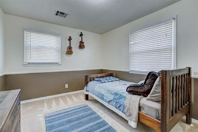 2801 N McMillan Avenue, Bethany, OK 73008