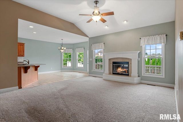 517 HEATHROW Lane, Rochester, IL 62563