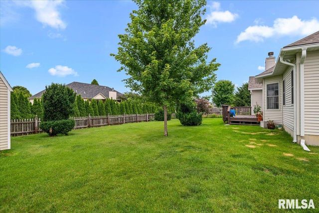 517 HEATHROW Lane, Rochester, IL 62563