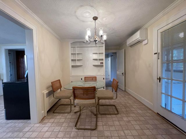 1008 Hampton AVE, Bedford, VA 24523