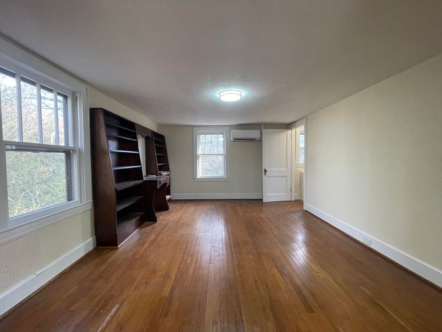 1008 Hampton AVE, Bedford, VA 24523