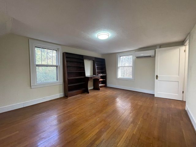 1008 Hampton AVE, Bedford, VA 24523