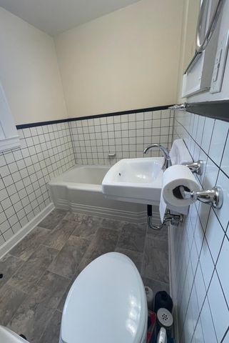 1008 Hampton AVE, Bedford, VA 24523