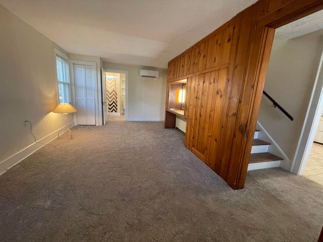 1008 Hampton AVE, Bedford, VA 24523