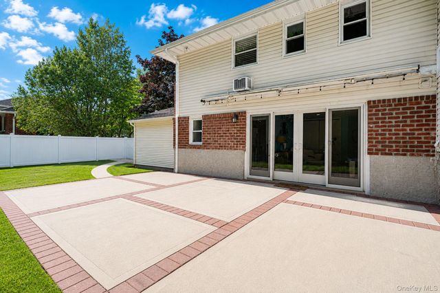 11 Lourae Drive, Massapequa Park, NY 11762