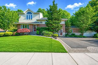11 Lourae Drive, Massapequa Park, NY 11762