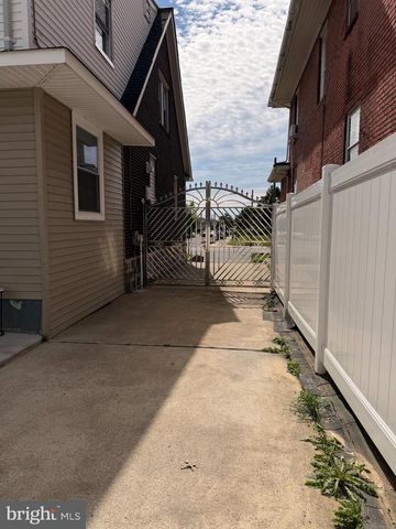 7414 CASTOR AVE, Philadelphia, PA 19152