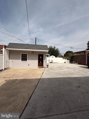 7414 CASTOR AVE, Philadelphia, PA 19152