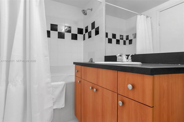 1330 West Ave 2409, Miami Beach, FL 33139