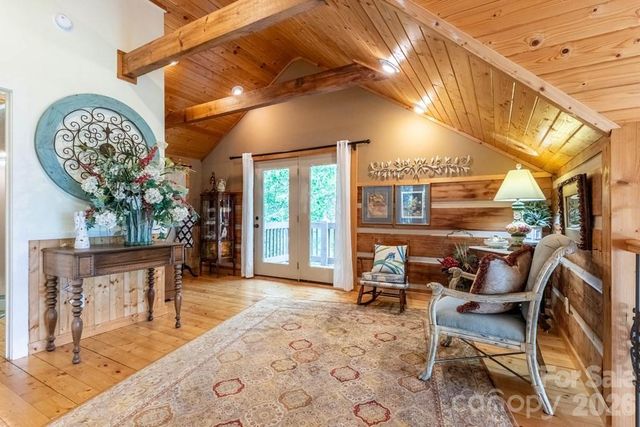 1783 W Cliff Road, Cullowhee, NC 28723