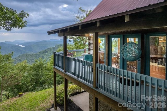 1783 W Cliff Road, Cullowhee, NC 28723