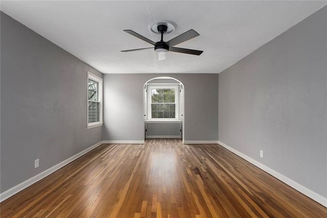 7339 Holmes Road, Kansas City, MO 64111