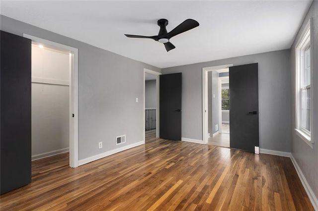 7339 Holmes Road, Kansas City, MO 64111