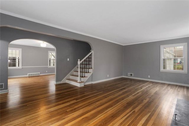 7339 Holmes Road, Kansas City, MO 64111