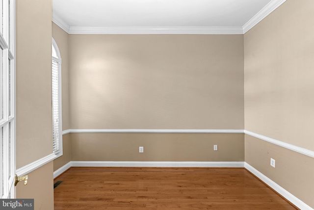 18357 EAGLE POINT SQ, Leesburg, VA 20176