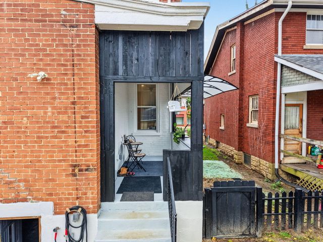 2301 Madison Avenue, Covington, KY 41014