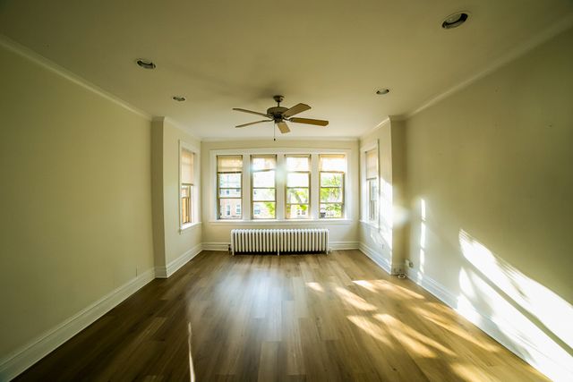 3733 N Christiana Avenue 1, Chicago, IL 60618