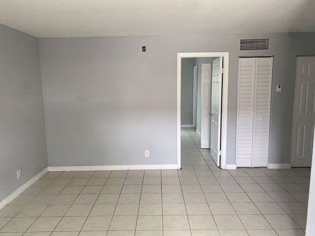 4780 NW 24th Court C111, Lauderdale Lakes, FL 33313