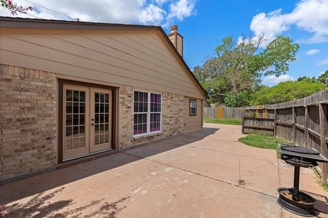 21435 Deerhaven Drive, Spring, TX 77388