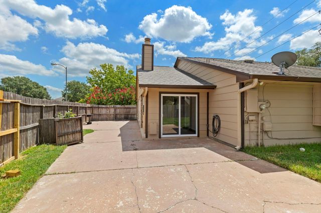 21435 Deerhaven Drive, Spring, TX 77388
