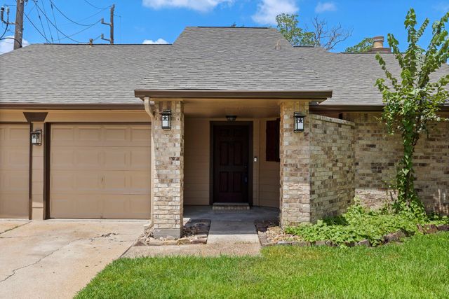 21435 Deerhaven Drive, Spring, TX 77388