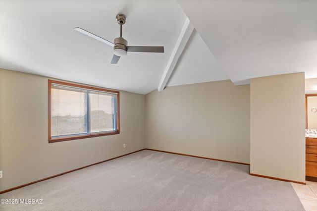 7041 N Skyway Drive, Tucson, AZ 85718