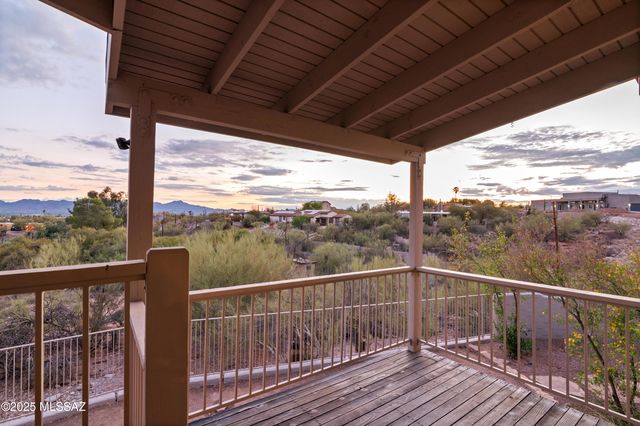 7041 N Skyway Drive, Tucson, AZ 85718