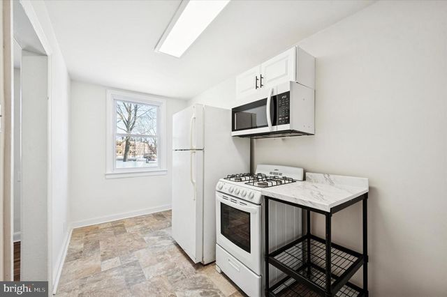 225 N BISHOP, Clifton Heights, PA 19018