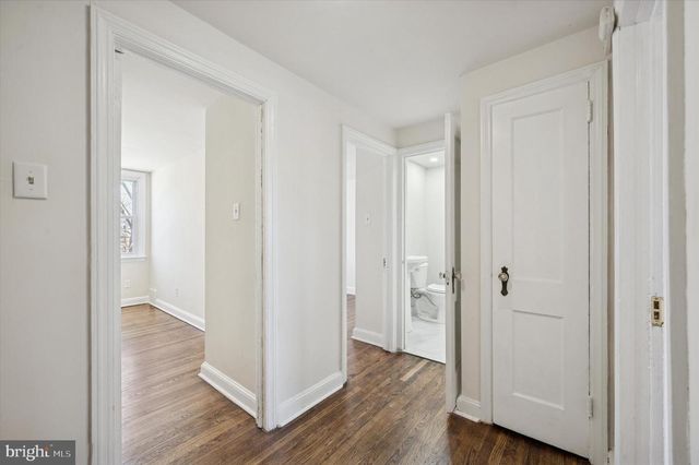 225 N BISHOP, Clifton Heights, PA 19018