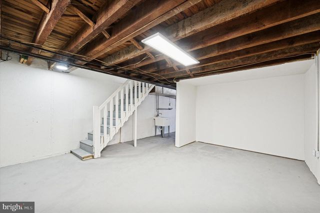 225 N BISHOP, Clifton Heights, PA 19018