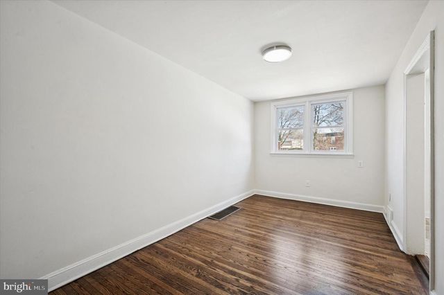 225 N BISHOP, Clifton Heights, PA 19018