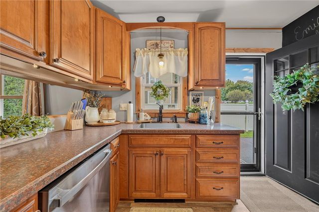 615 Washington Boulevard, Washington Twp, PA 18013