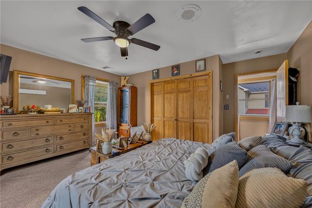 615 Washington Boulevard, Washington Twp, PA 18013