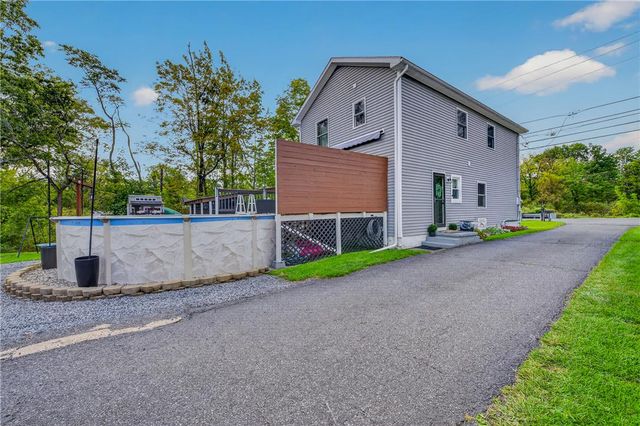 615 Washington Boulevard, Washington Twp, PA 18013