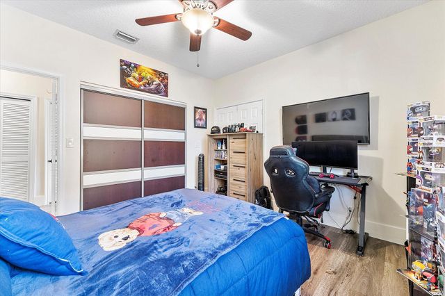 1820 Monte Carlo Way 17, Coral Springs, FL 33071