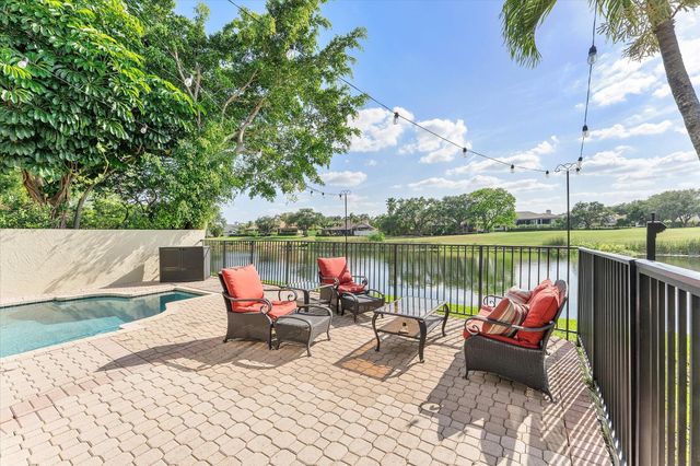 1820 Monte Carlo Way 17, Coral Springs, FL 33071