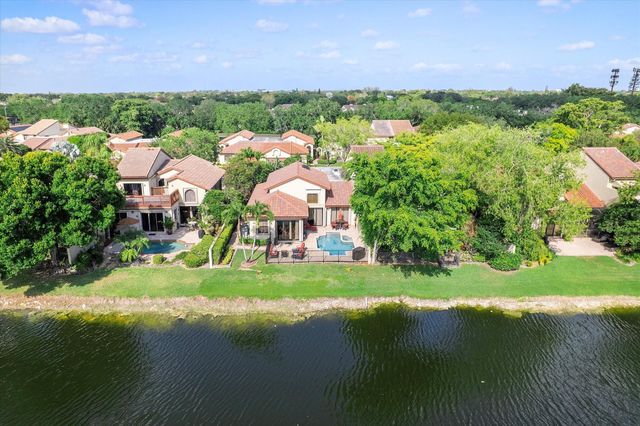 1820 Monte Carlo Way 17, Coral Springs, FL 33071