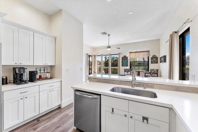 1820 Monte Carlo Way 17, Coral Springs, FL 33071