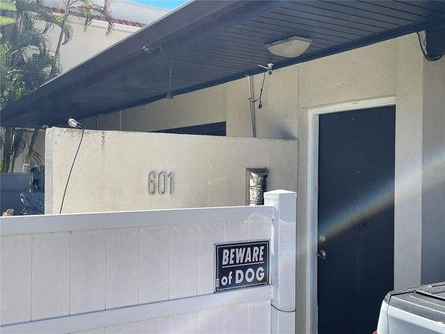 3002 W DELEON STREET, Tampa, FL 33609