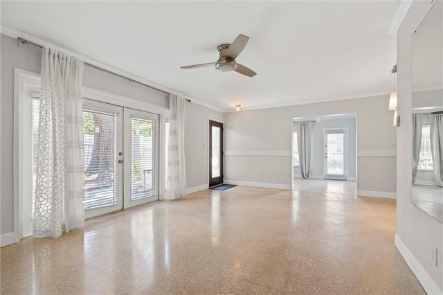 3002 W DELEON STREET, Tampa, FL 33609