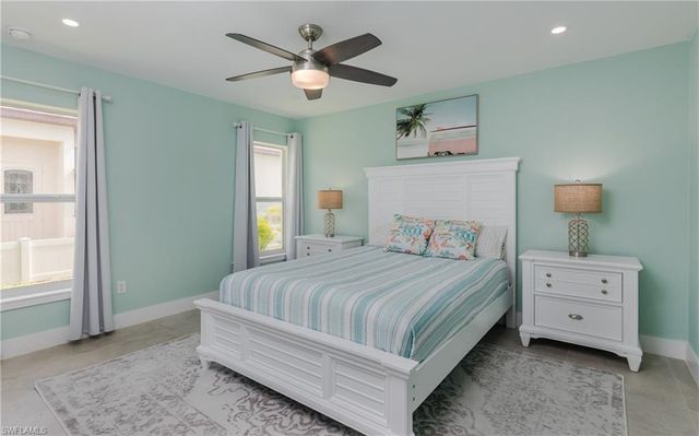 2207 Surfside BLVD, Cape Coral, FL 33991