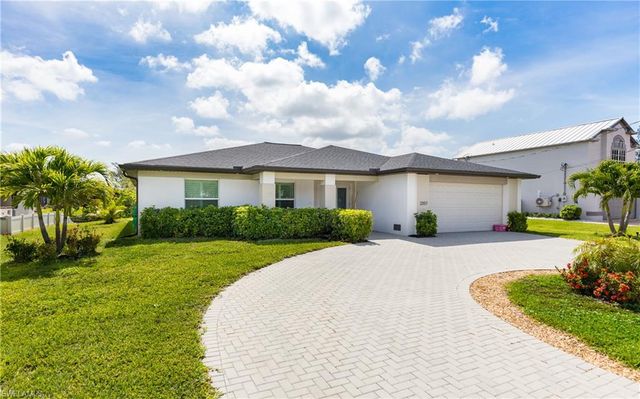 2207 Surfside BLVD, Cape Coral, FL 33991