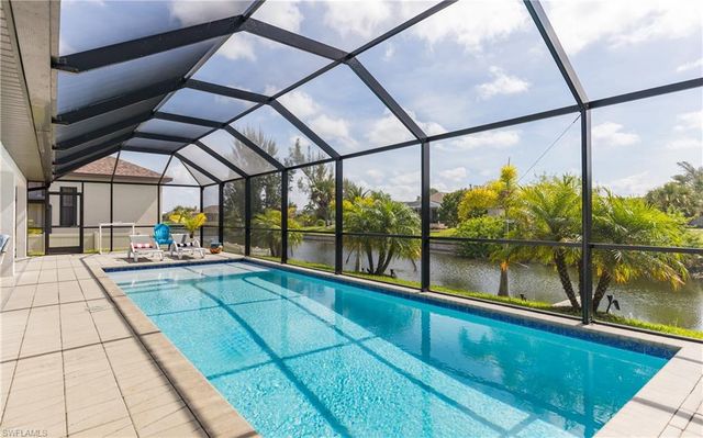 2207 Surfside BLVD, Cape Coral, FL 33991