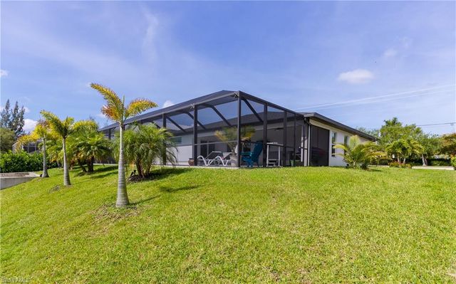 2207 Surfside BLVD, Cape Coral, FL 33991