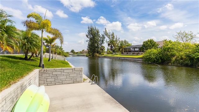 2207 Surfside BLVD, Cape Coral, FL 33991