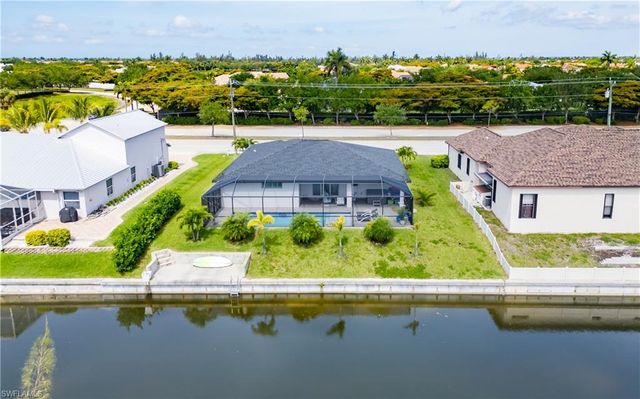 2207 Surfside BLVD, Cape Coral, FL 33991